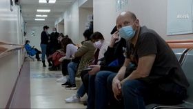 Aglomerația de sărbători ne îmbolnăvește la propriu. Din ce în ce mai mulți oameni ajung la spital cu simptome de gripă